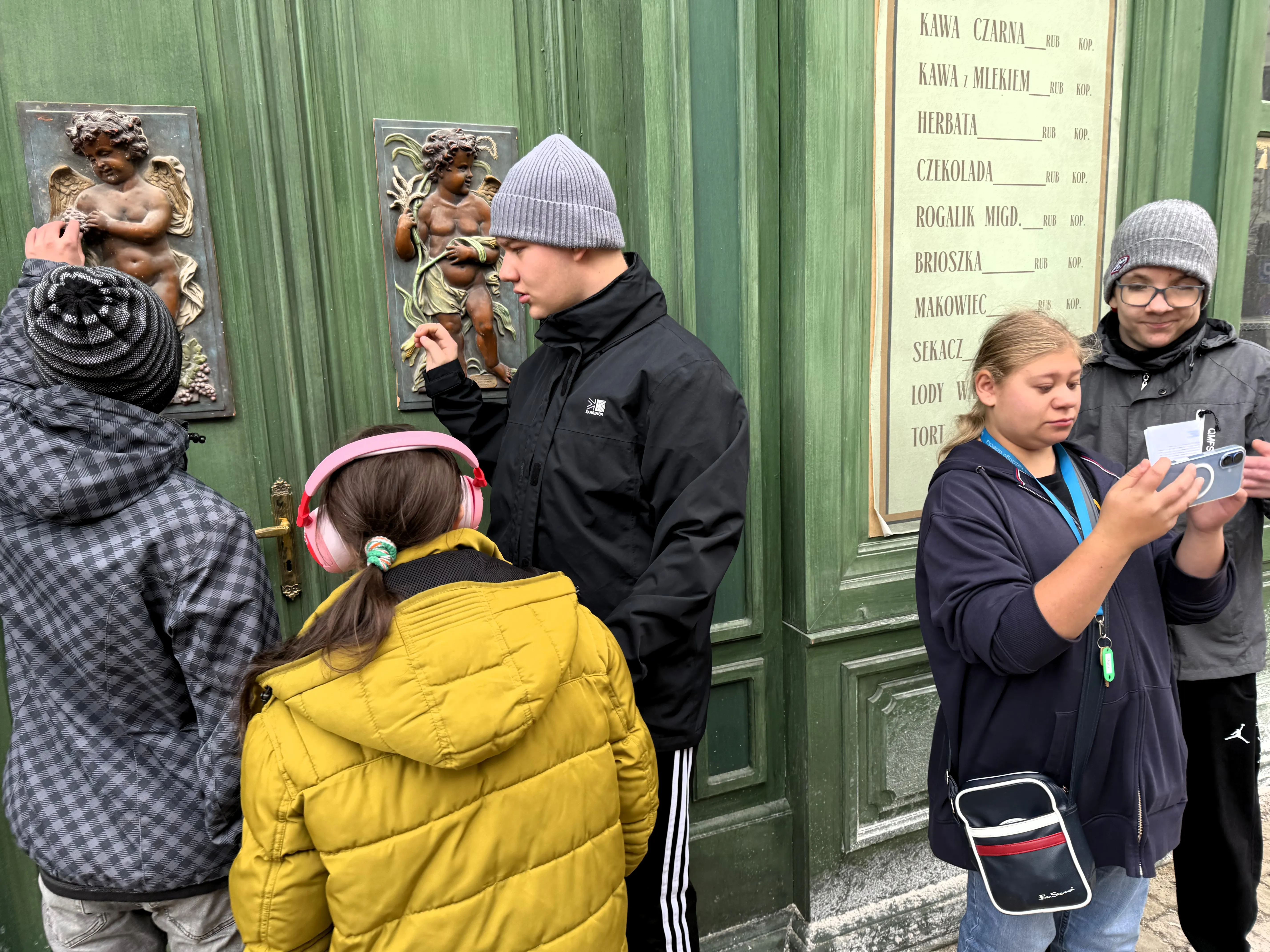 Na planie filmowym "Lalki"